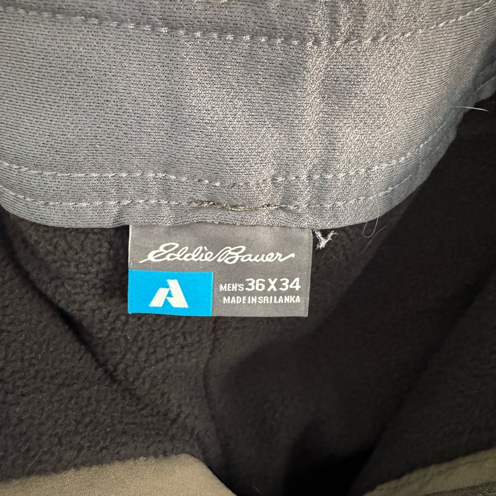 Eddie Bauer Guide Pro fleece-lined active pants - Picture 2 of 4